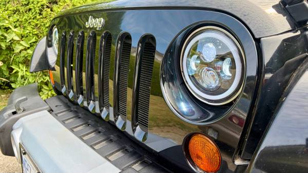 2008 Jeep, dovoz Kanada — foto 7 z 12