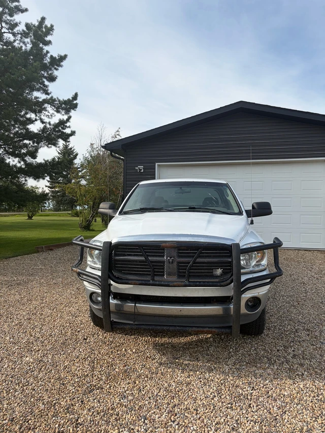 2009 Dodge Ram2500, 285 000 km, dovoz Kanada — foto 2 z 4