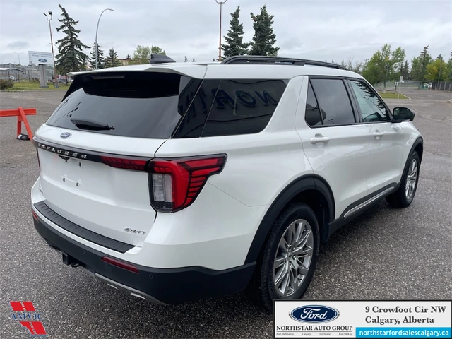 2025 Ford Explorer Active, bílá, 11 405 km, dovoz Kanada — foto 5 z 20