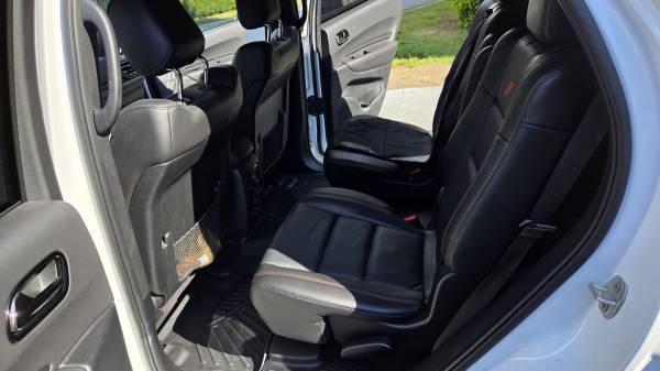 2023 Dodge, dovoz Kanada — foto 11 z 12