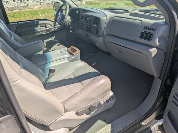 Ford, dovoz Kanada — foto 10 z 12