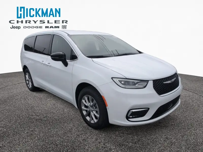 2026 Chrysler Pacifica Select, bílá, 142 km, dovoz Kanada — foto 7 z 12