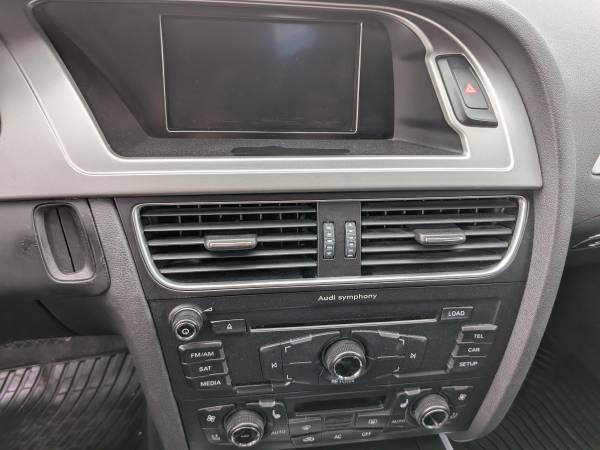 2011 Audi, dovoz Kanada — foto 9 z 12