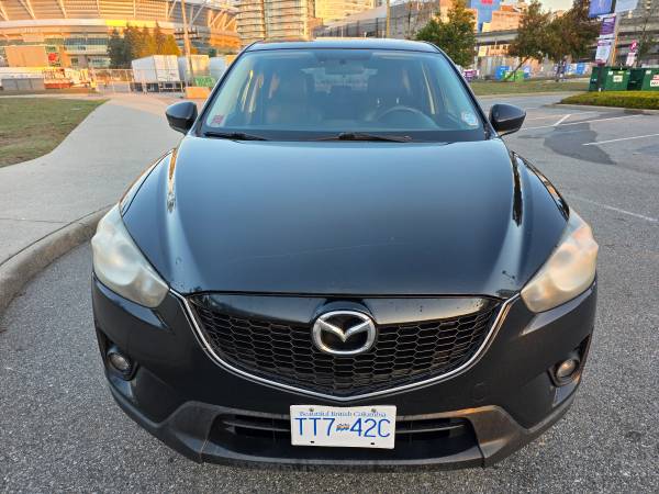 2013 Mazda, dovoz Kanada — foto 2 z 12