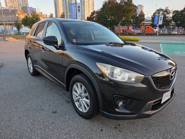 2013 Mazda, dovoz Kanada — foto 4 z 12