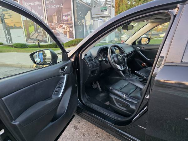 2013 Mazda, dovoz Kanada — foto 7 z 12