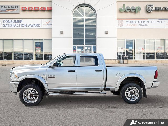 2014 RAM 3500 ST, stříbrná, 172 846 km, dovoz Kanada — foto 2 z 20