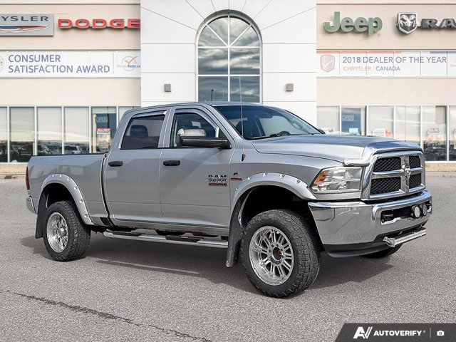 2014 RAM 3500 ST, stříbrná, 172 846 km, dovoz Kanada — foto 8 z 20