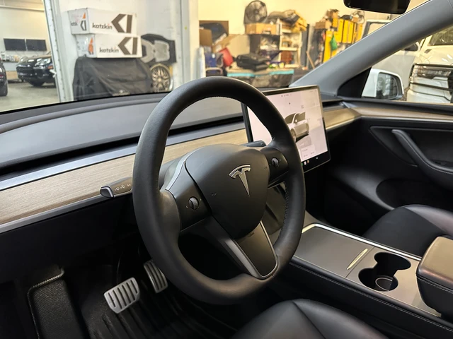 2022 Othrmake Tesla Model Y Performance, bílá, 80 700 km, dovoz Kanada — foto 5 z 20