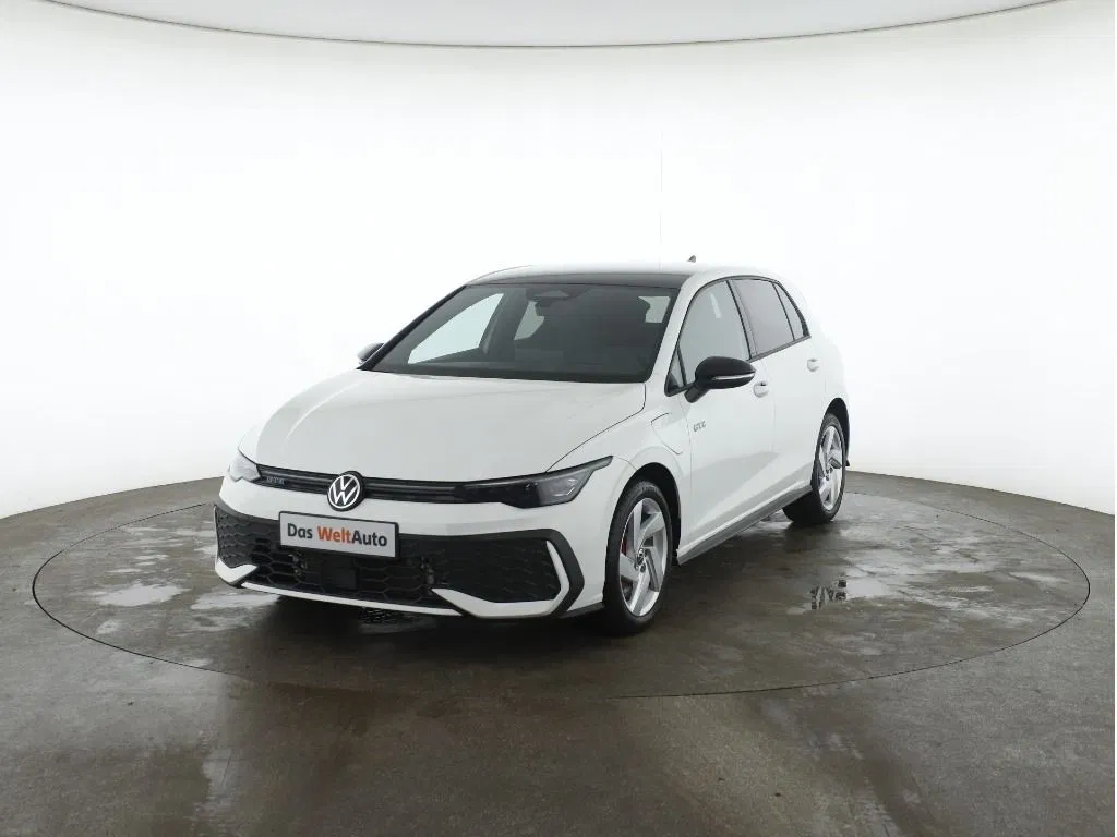 Volkswagen Golf, 9 741 km, Portugalsko — foto 1