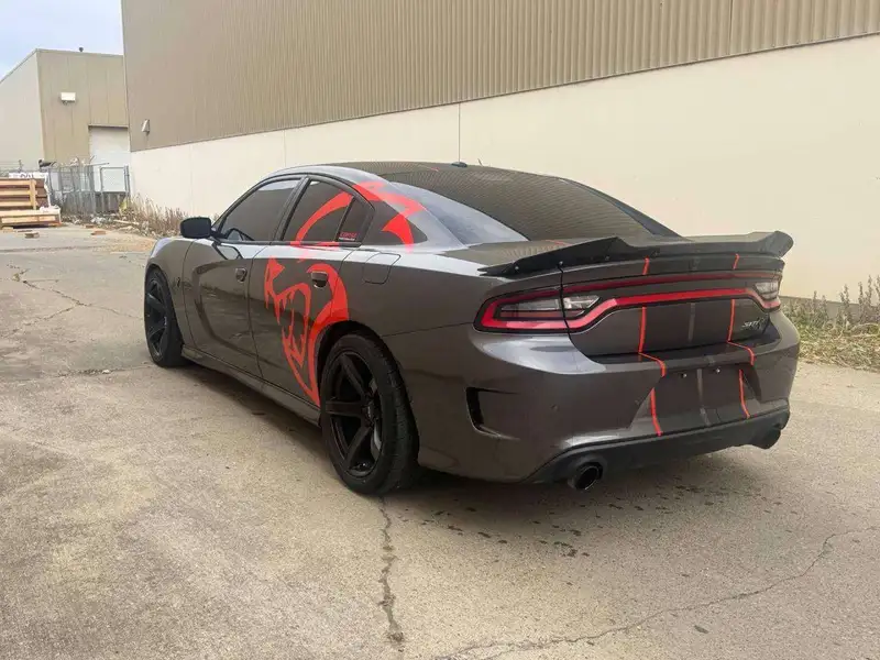 2017 Dodge Charger SRT Hellcat, šedá, 83 403 km, dovoz Kanada — foto 6 z 12