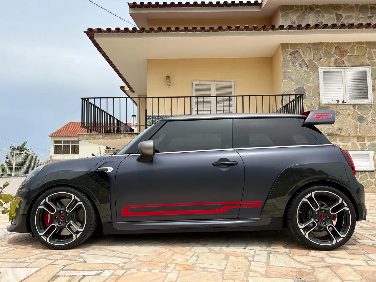 MINI 3 Portas, 7 000 km, Portugalsko — foto 1