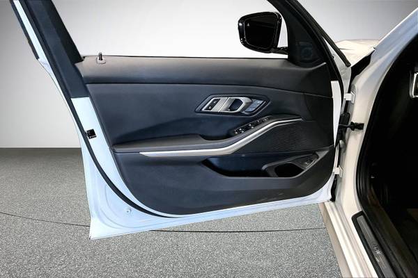 2022 BMW, dovoz Kanada — foto 7 z 12