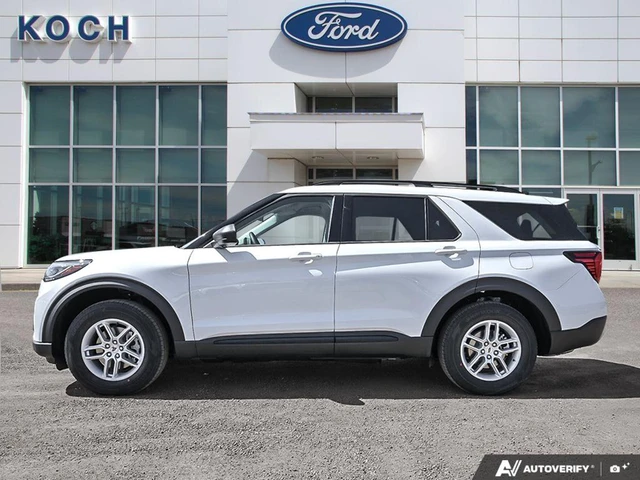 2026 Ford Explorer Active, bílá, 8 km, dovoz Kanada — foto 3 z 19