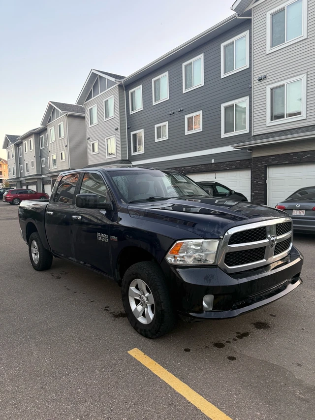 2017 Dodge Ram 1500, 240 000 km, dovoz Kanada — foto 2 z 5