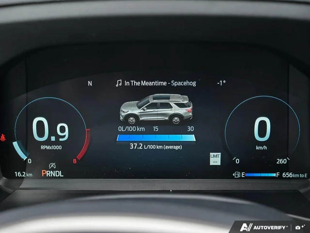 2026 Ford Explorer Active, bílá, 12 km, dovoz Kanada — foto 15 z 19
