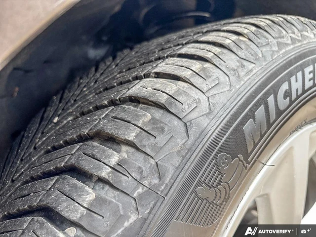 2019 Ford Edge SE AWD, šedá, 94 286 km, dovoz Kanada — foto 7 z 19