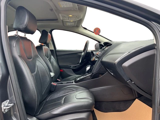 2018 Ford Focus Titanium, 144 857 km, dovoz Kanada — foto 13 z 17