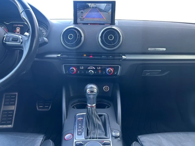 2015 Audi S3 2.0T Technik, 62 490 km, dovoz Kanada — foto 11 z 15