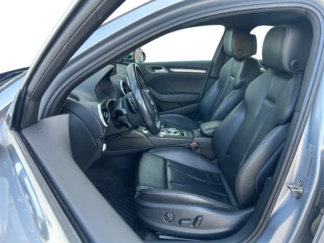 2015 Audi S3 2.0T Technik, 62 490 km, dovoz Kanada — foto 9 z 15