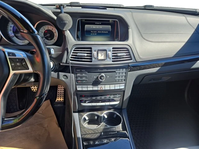 2017 Mercedes-Benz Eclass E 550, 94 000 km, dovoz Kanada — foto 12 z 15