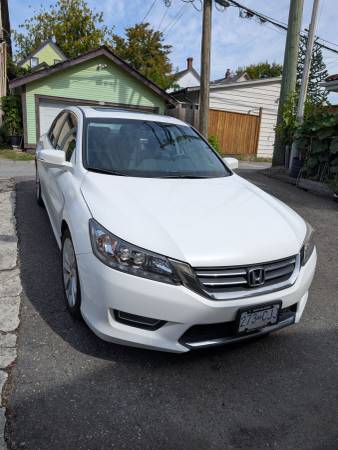 2013 Honda, dovoz Kanada — foto 4 z 8