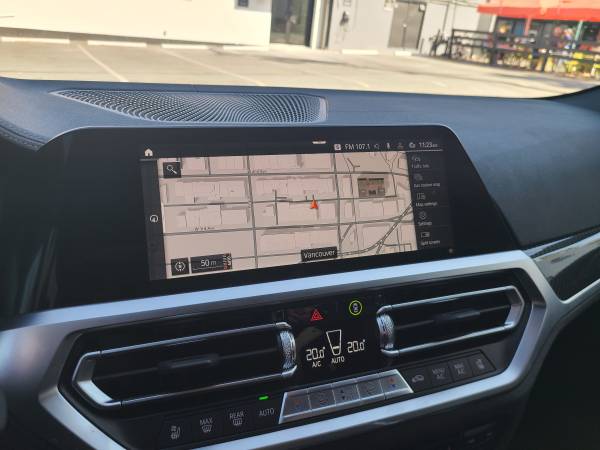 2023 BMW, dovoz Kanada — foto 8 z 12