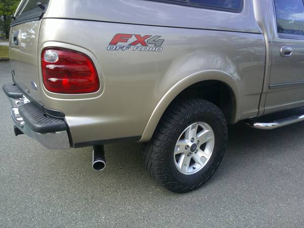 2002 Ford, dovoz Kanada — foto 6 z 12