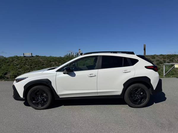 2024 Subaru, dovoz Kanada — foto 4 z 12