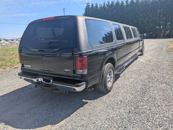 Ford, dovoz Kanada — foto 3 z 12