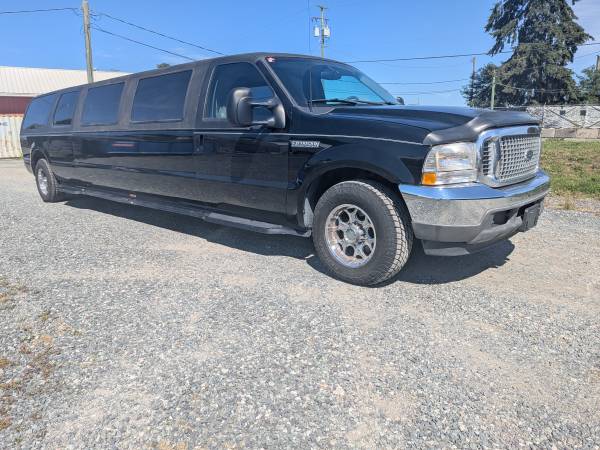 Ford, dovoz Kanada — foto 5 z 12