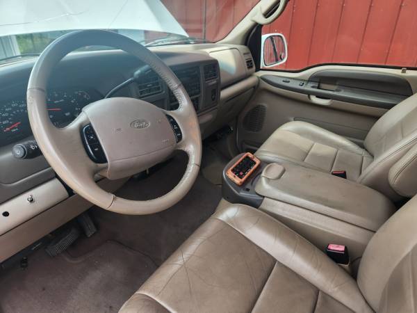 Ford, dovoz Kanada — foto 6 z 12
