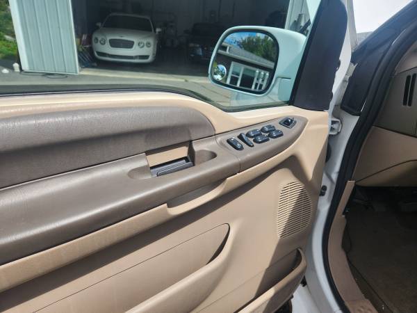 Ford, dovoz Kanada — foto 9 z 12