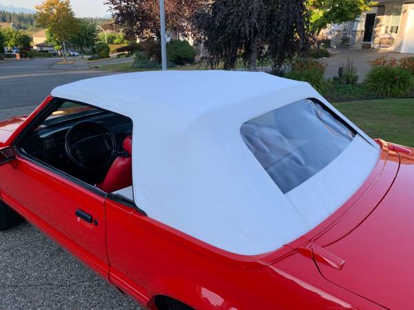 1992 Ford, dovoz Kanada — foto 11 z 12
