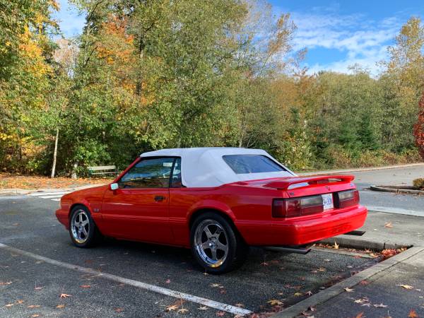 1992 Ford, dovoz Kanada — foto 5 z 12