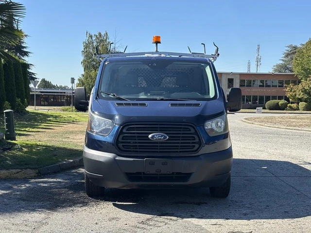 2016 Ford Transit 150, modrá, 76 136 km, dovoz Kanada — foto 3 z 5