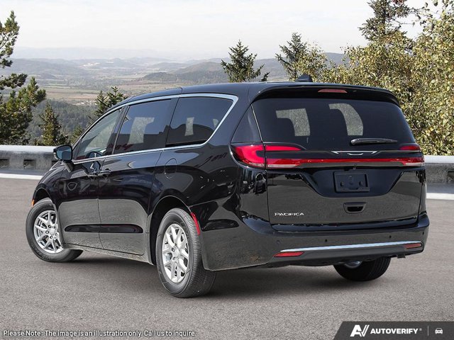 2027 Chrysler Pacifica Select, bílá, dovoz Kanada — foto 5 z 20