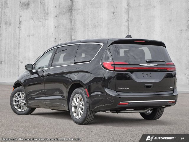 2026 Chrysler Pacifica Select, černá, 16 km, dovoz Kanada — foto 5 z 20