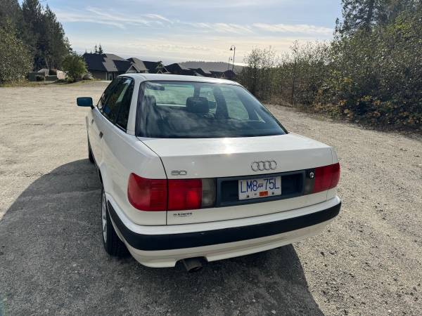 1993 Audi, dovoz Kanada — foto 5 z 12