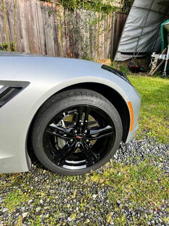 C7 Corvette Stingray, dovoz Kanada — foto 8 z 12