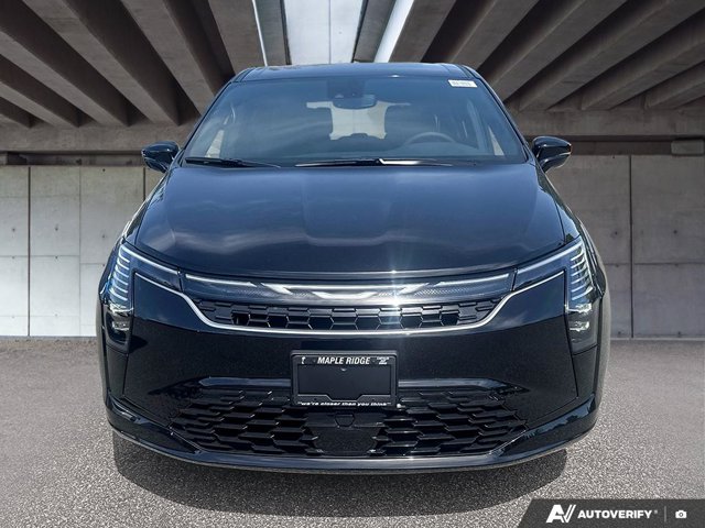 2027 Chrysler Pacifica Select, černá, 15 km, dovoz Kanada — foto 2 z 20
