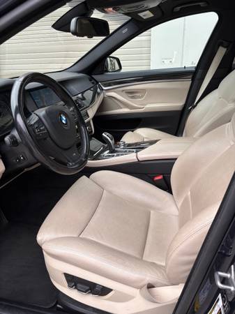 2011 BMW, dovoz Kanada — foto 4 z 12