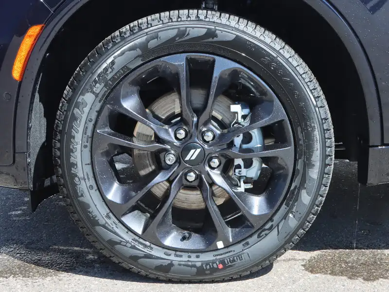 2026 Dodge Durango GT Plus, modrá, 15 km, dovoz Kanada — foto 4 z 12