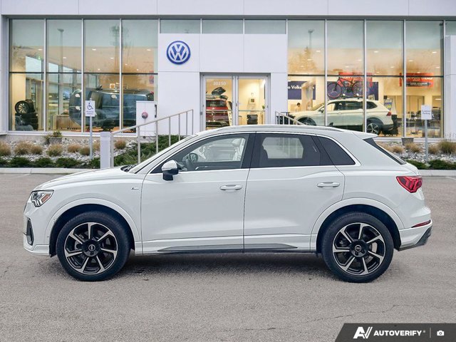 2025 Audi Q3 Progressiv, 42 494 km, dovoz Kanada — foto 2 z 20