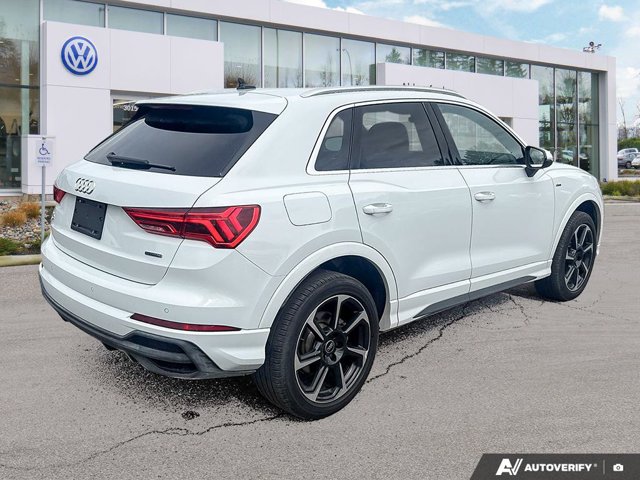 2025 Audi Q3 Progressiv, 42 494 km, dovoz Kanada — foto 5 z 20