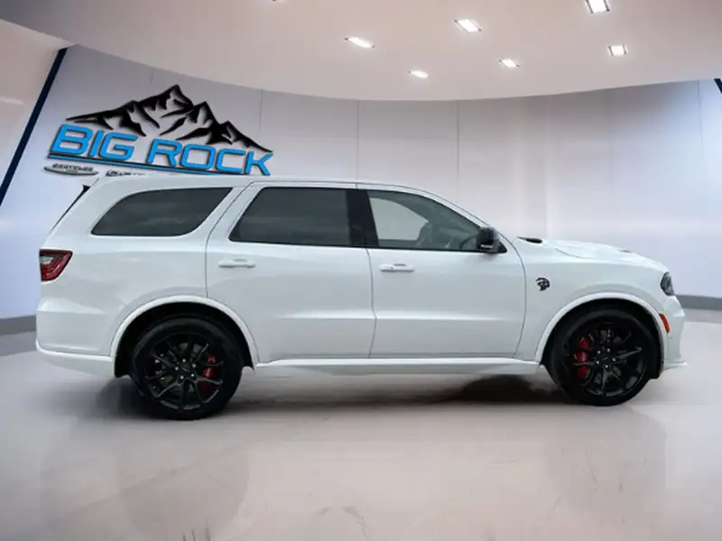 2024 Dodge Durango Srt Hellcat Premium, bílá, 1 395 km, dovoz Kanada — foto 9 z 12