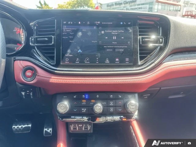 2024 Dodge Durango SRT Hellcat Premium, šedá, 47 002 km, dovoz Kanada — foto 15 z 20