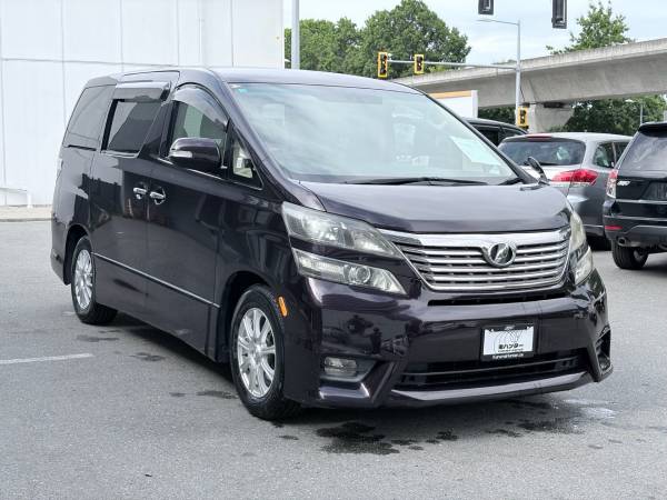 Toyota, dovoz Kanada — foto 3 z 12