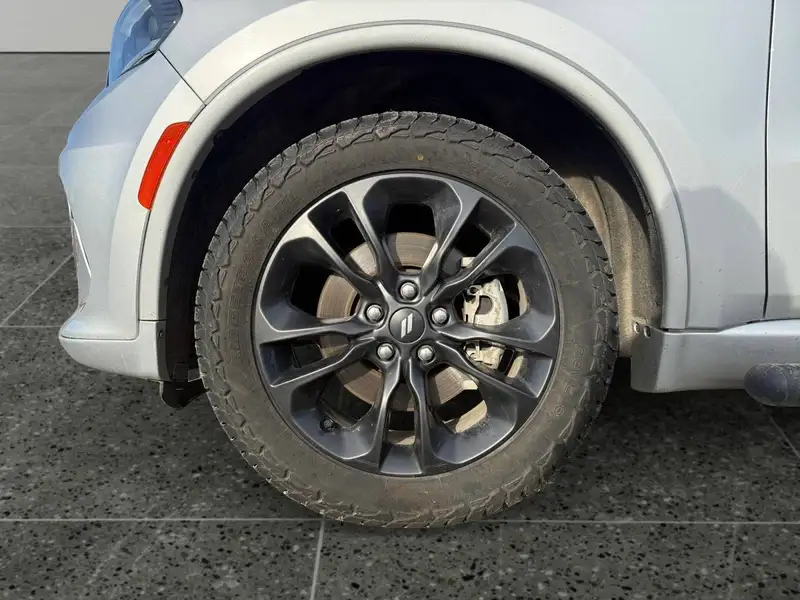 2024 Dodge Durango GT Plus, stříbrná, 78 340 km, dovoz Kanada — foto 9 z 12