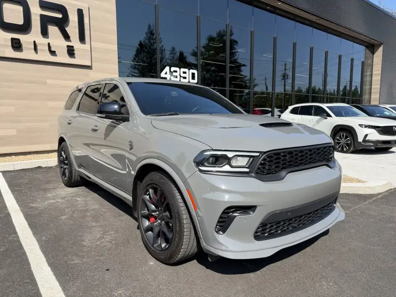 2021 Dodge Durango SRT Hellcat, šedá, 8 745 km, dovoz Kanada — foto 4 z 12